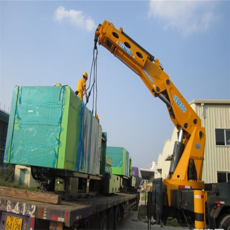 白云100吨折臂吊出租大概多少钱