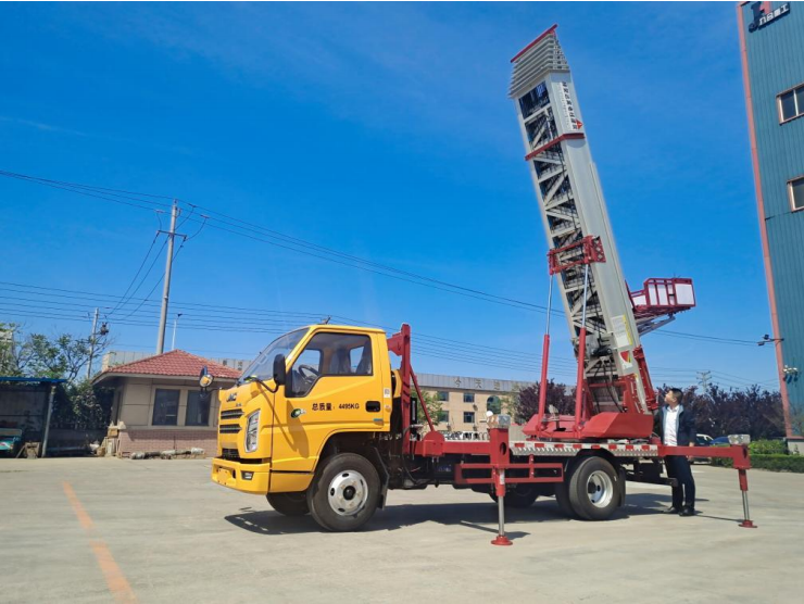 白云云梯车出租费用解析：如何选择更具性价比的服务